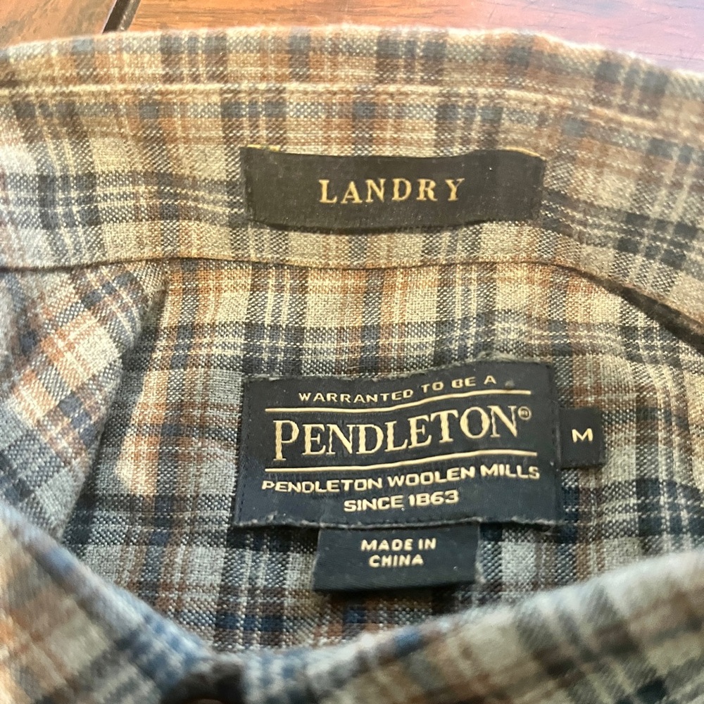 Pendleton Mills, Landry Plaid Button Down Shirt 9… - image 3